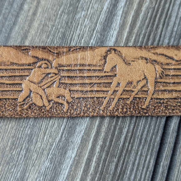 SS Double S Western Children's Leather Belt With Roping Cowboy & Horse Embossed - Picture 7 of 16